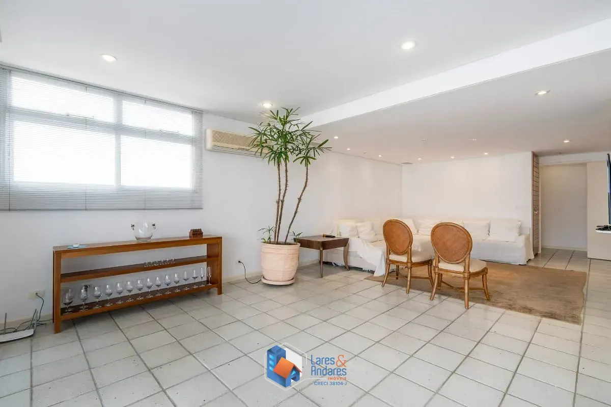 Imagem Cobertura para venda em Vila Suzana com 4 quartos, sendo 4 suítes, 488m²
