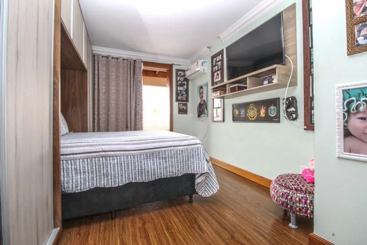 Imagem Casa 612m² - 3 suíte, 8 vagas no bairro Medianeira