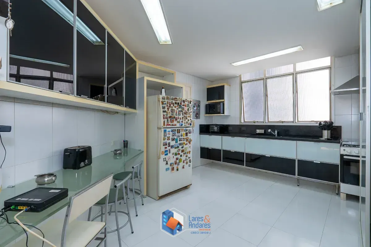 Imagem Apartamento para venda em Vila Suzana com 3 quartos, sendo 1 suíte, 140m²