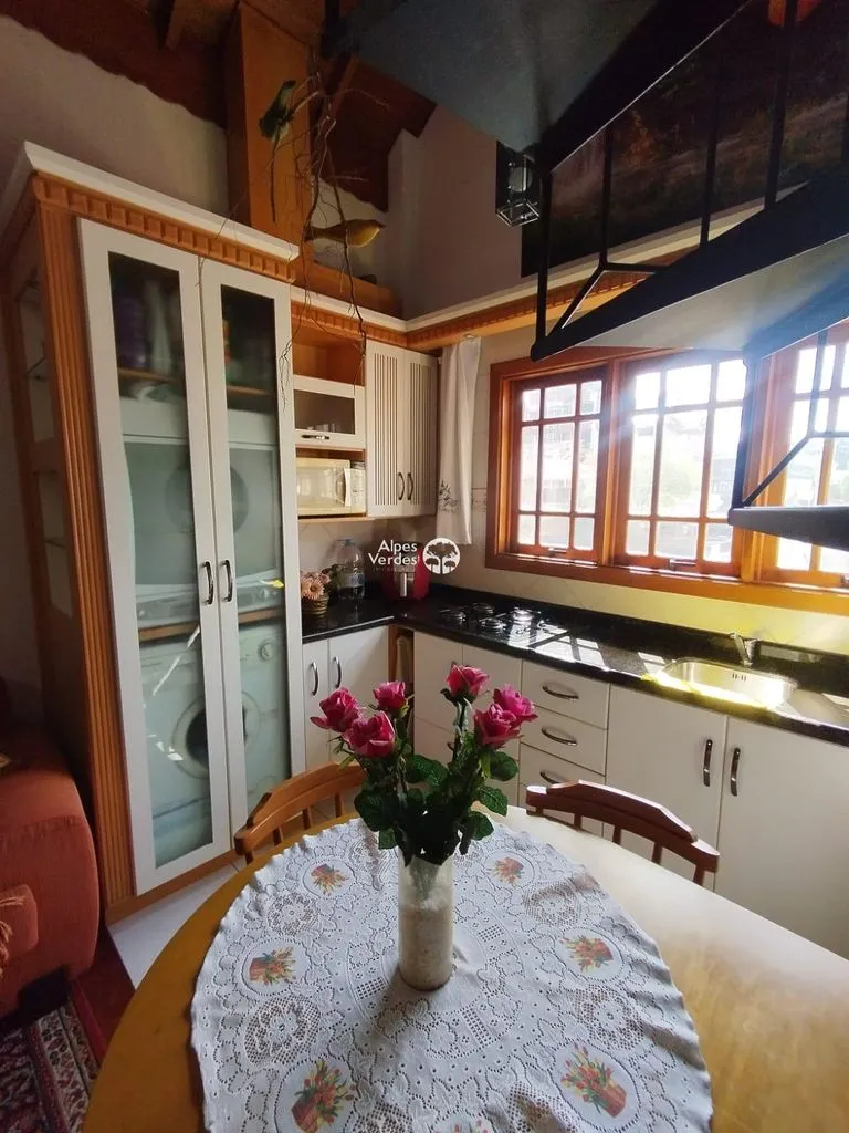 Imagem Vende-se apto mobiliado no centro de Canela- 2 Quartos- R$520.000,00