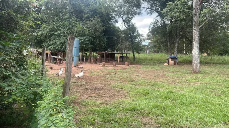 Imagem Chácara a VENDA, Parque Santa Cândida, Bauru/SP, com 2 casas