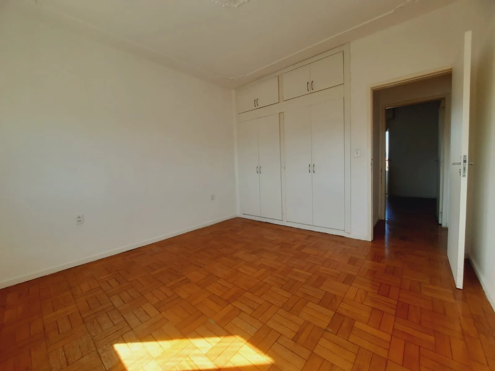 Imagem Apartamento 3 dormitórios no bairro Cidade Baixa/ Porto Alegre.