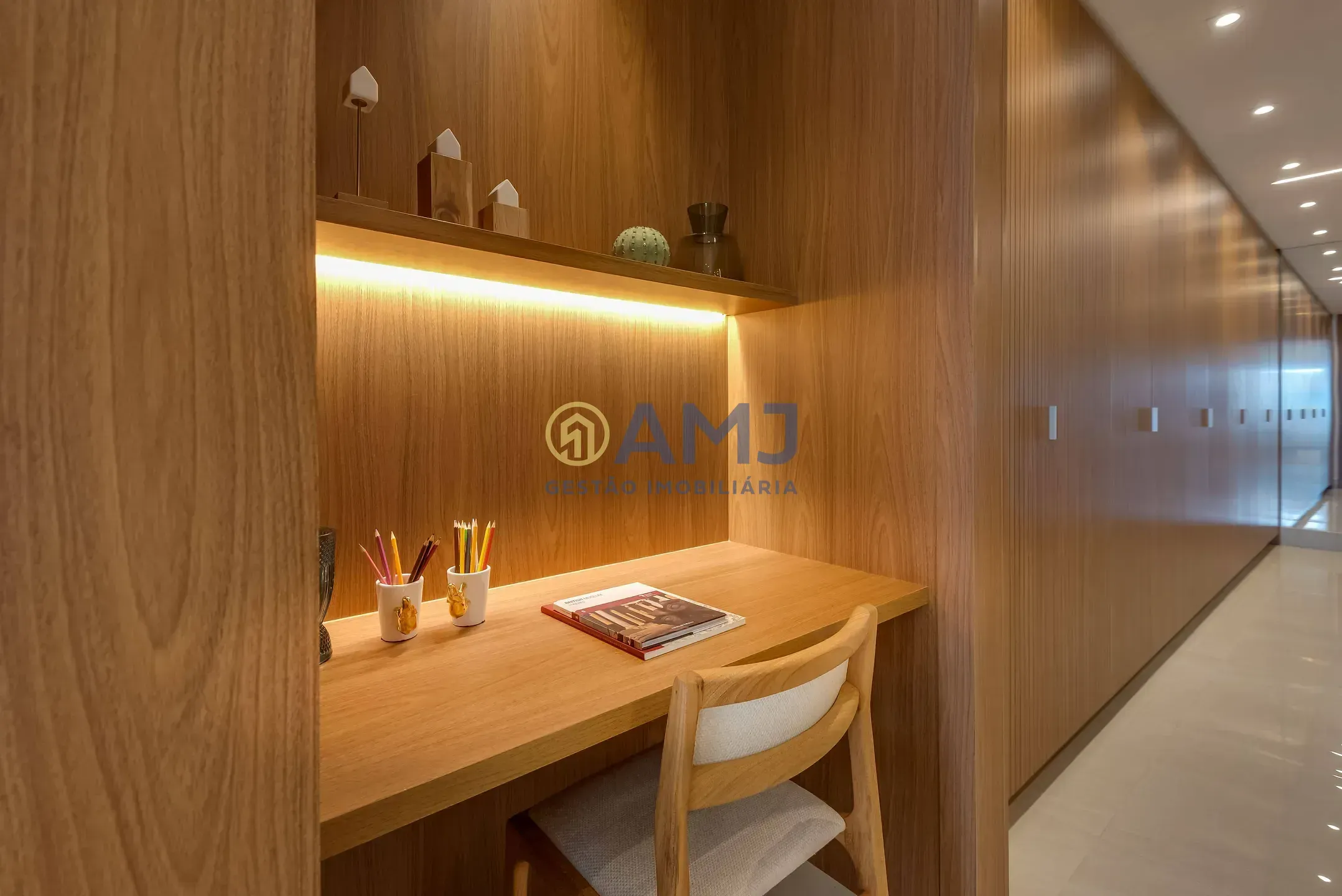 Imagem Apartamento à venda 03 Suítes no Serrinha