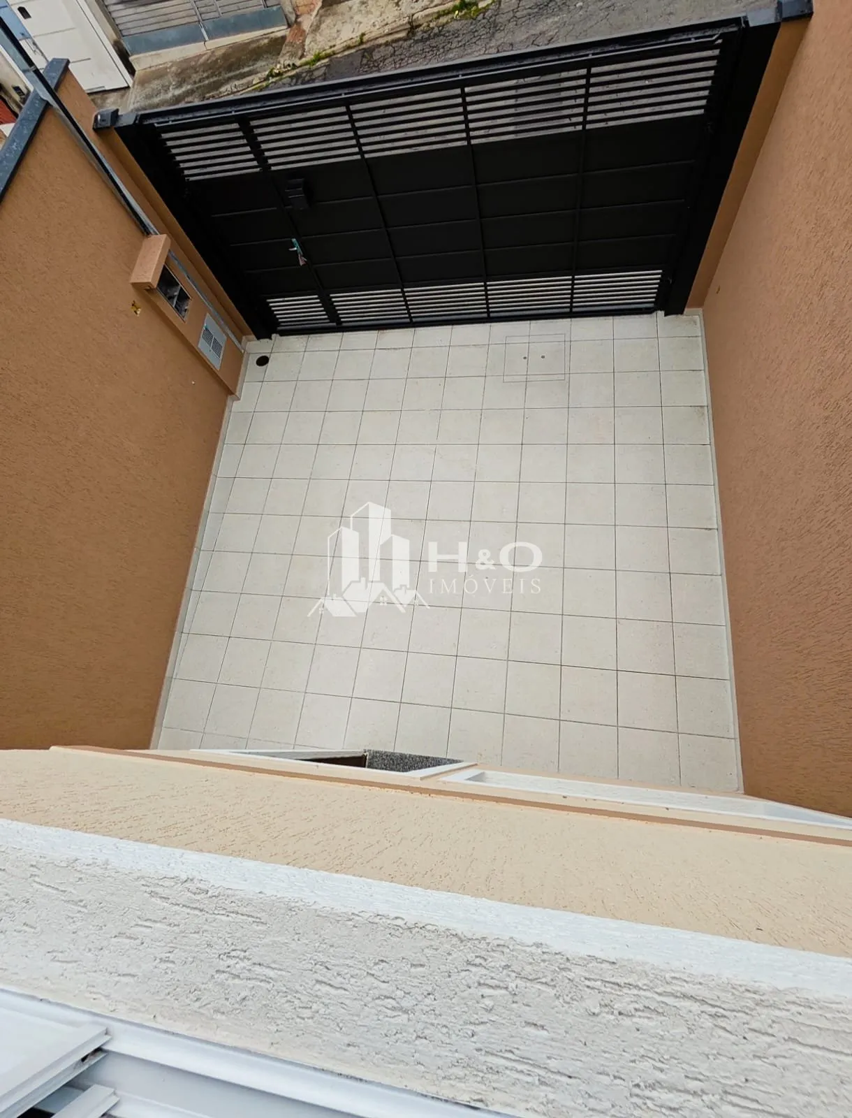 Imagem Sobrado Frontal à Venda na Vila Áurea - Guaianazes