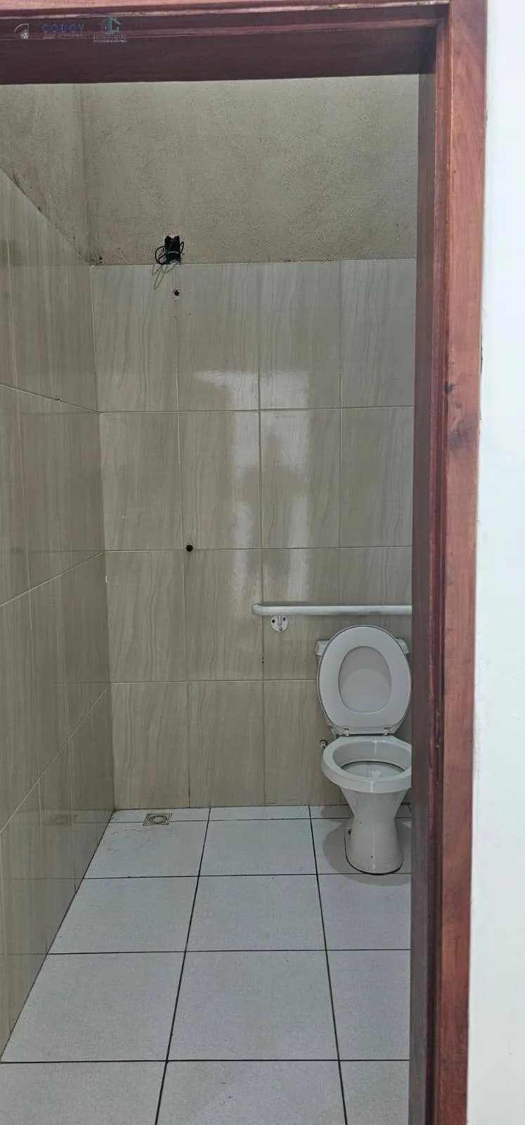 Imagem Oportunidade de Locação: Ponto Comercial Amplo e Bem Localizado