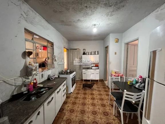 Imagem Casa padrão à venda na Vila Nossa Senhora Aparecida, Uberaba