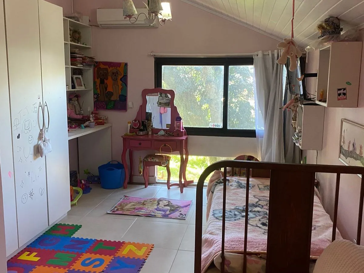 Imagem Casa com 7 dormitorios para venda Bairro Espírito Santo Porto Alegre, com 6 vagas.