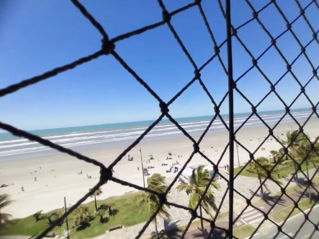 Imagem APARTAMENTO COM 80,00 m² - CANTO DO FORTE - PRAIA GRANDE SP