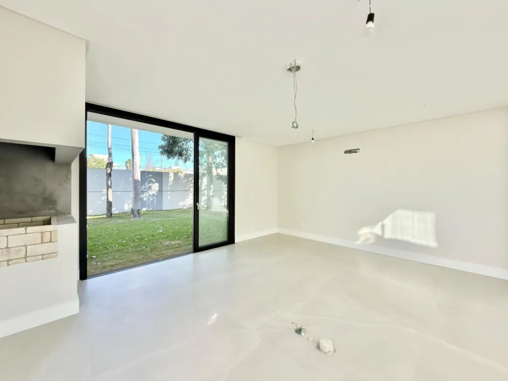 Imagem Casa em Condominio 3 Dormitórios - Bairro Atlantida