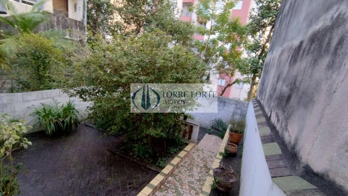 Imagem Casa sobrado de 320m², com 3 dormitórios, ao lado do Metrô Penha