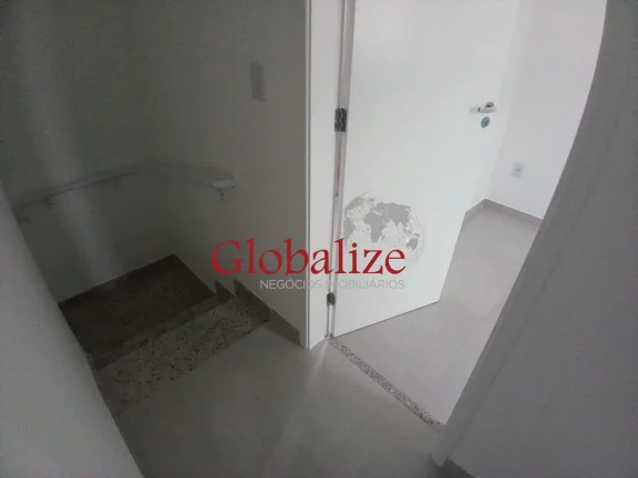 Imagem Villagio a venda com 100m², 2 suítes, 3 vagas de garagem e quintal no Campo Grande por R$ 809.000,00