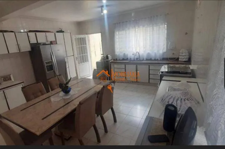 Imagem Sobrado com 3 dormitórios à venda, 250 m² por R$ 795.000,00 - Vila Flórida - Guarulhos/SP