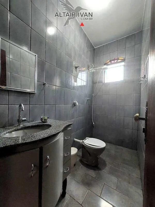 Imagem Casa antiga em bom estado