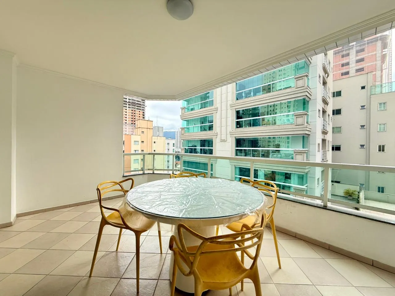 Imagem Apartamento à venda com 114m2 por R$ 1.000.000,00