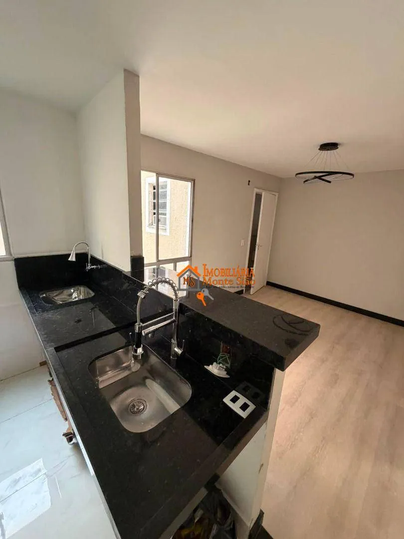 Imagem Apartamento com 2 dormitórios à venda, 45 m² por R$ 265.000,00 - Água Chata - Guarulhos/SP