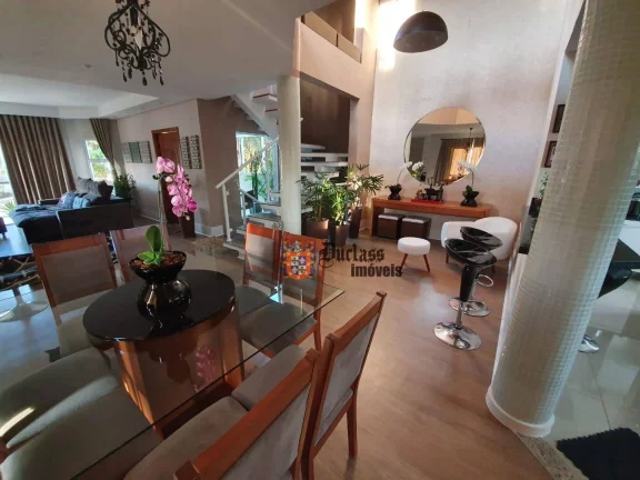 Imagem Sobrado com 2 dormitórios à venda, 340 m² por R$ 1.200.000,00 - Estancia da Serra - Mairiporã/SP