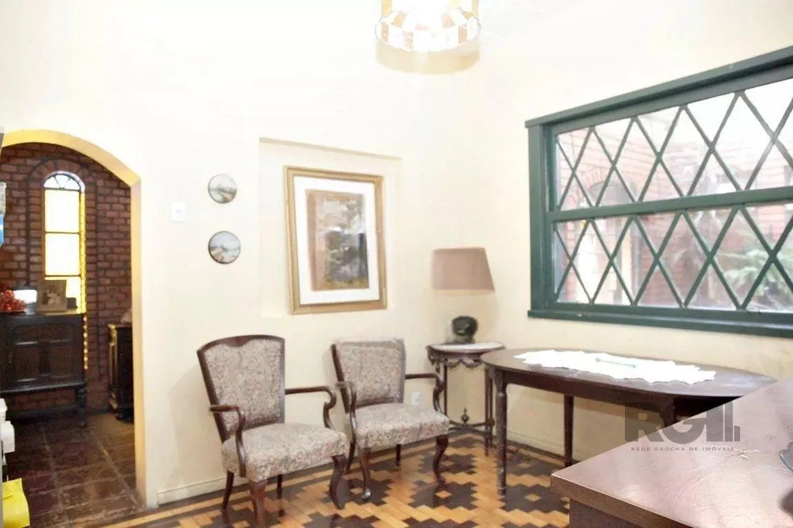 Imagem Casa 04 dormitórios, 01suíte, locação,234m² privativos, Petrópolis/Porto Alegre
