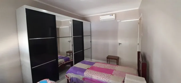 Imagem Apartamento com 2 Quartos à Venda, 70 m² em Passo da Areia - Porto Alegre
