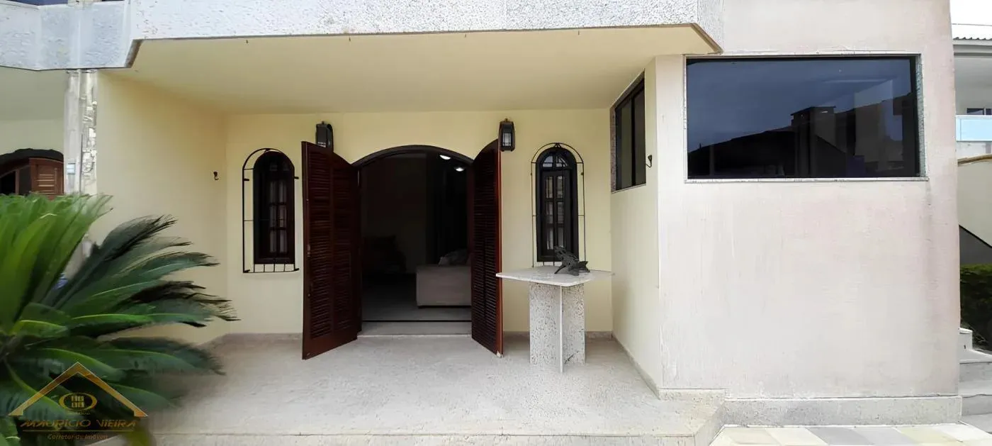 Imagem Maravilhosa casa no Canal em Cabo Frio