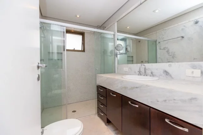 Imagem Apartamento à Venda Em Moema Com 4 Dormitórios Sendo 1 Suíte e 3 Vagas - 1 Por Andar