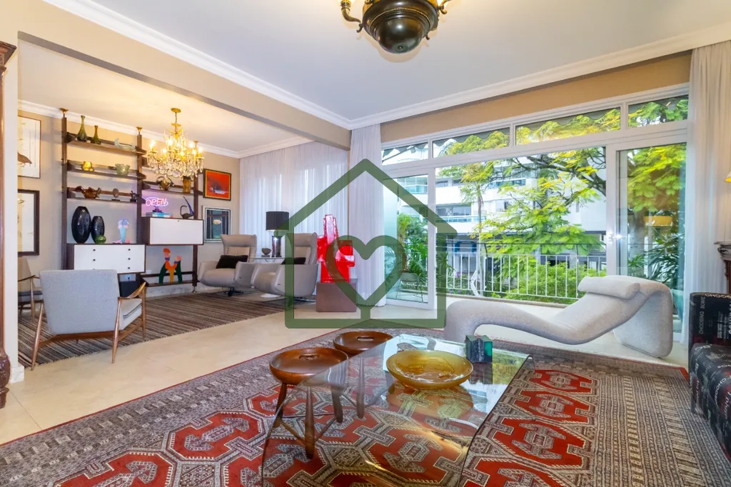 Se você busca um imóvel pronto para morar, com design assinado e em uma das localizações mais de...