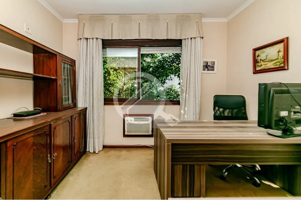 Imagem Este apartamento de 3 dormitórios, com 102m², localizado na Rua Doutor Vale, oferece um estilo de ...