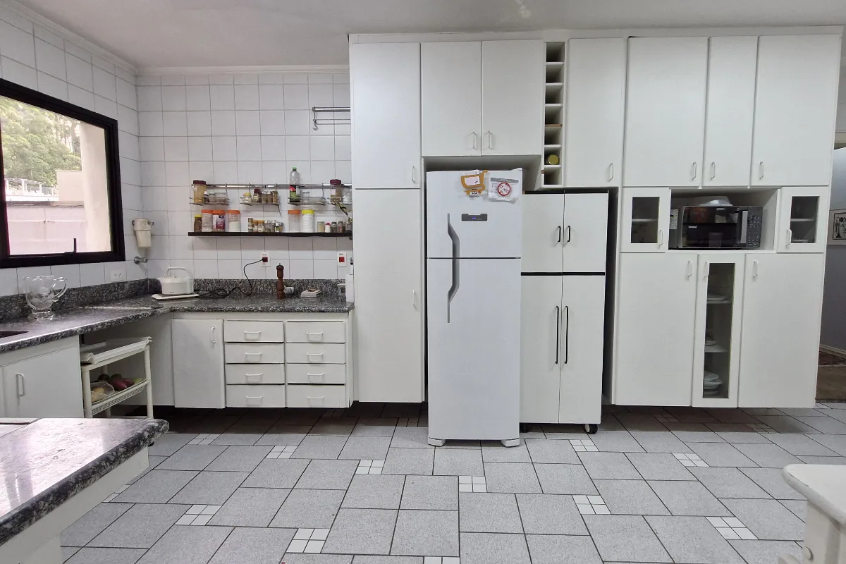 Imagem Apartamento para venda em Vila Andrade com 4 quartos, sendo 2 suítes, 219m2