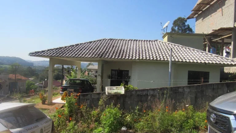 Imagem Casa para Venda em Concórdia, Sintrial, 3 dormitórios, 1 banheiro