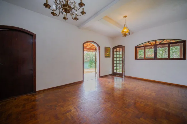 Imagem Casa com 6 dormitórios à venda, 490 m² por R$ 1.060.000,00 - Centro (Cotia) - Cotia/SP