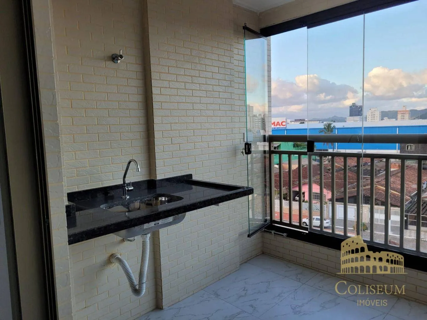 Imagem Apartamento com 2 dormitórios para alugar, 61 m² por R$ 3.200,00/mês - Aviação - Praia Grande/SP