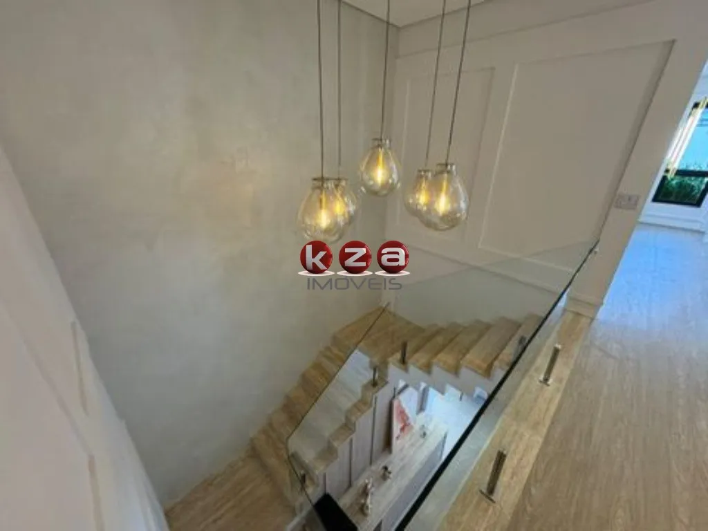 Imagem Casa em Condomínio de Luxo com 3 Suítes e 4 Vagas em Campinas-SP - Loteamento Residencial Arborais