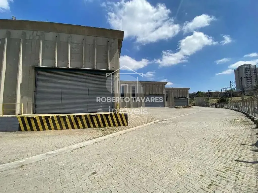 Imagem Galpão / Depósito / Armazém de 5000m² no bairro Parque São Domingos, em São Paulo