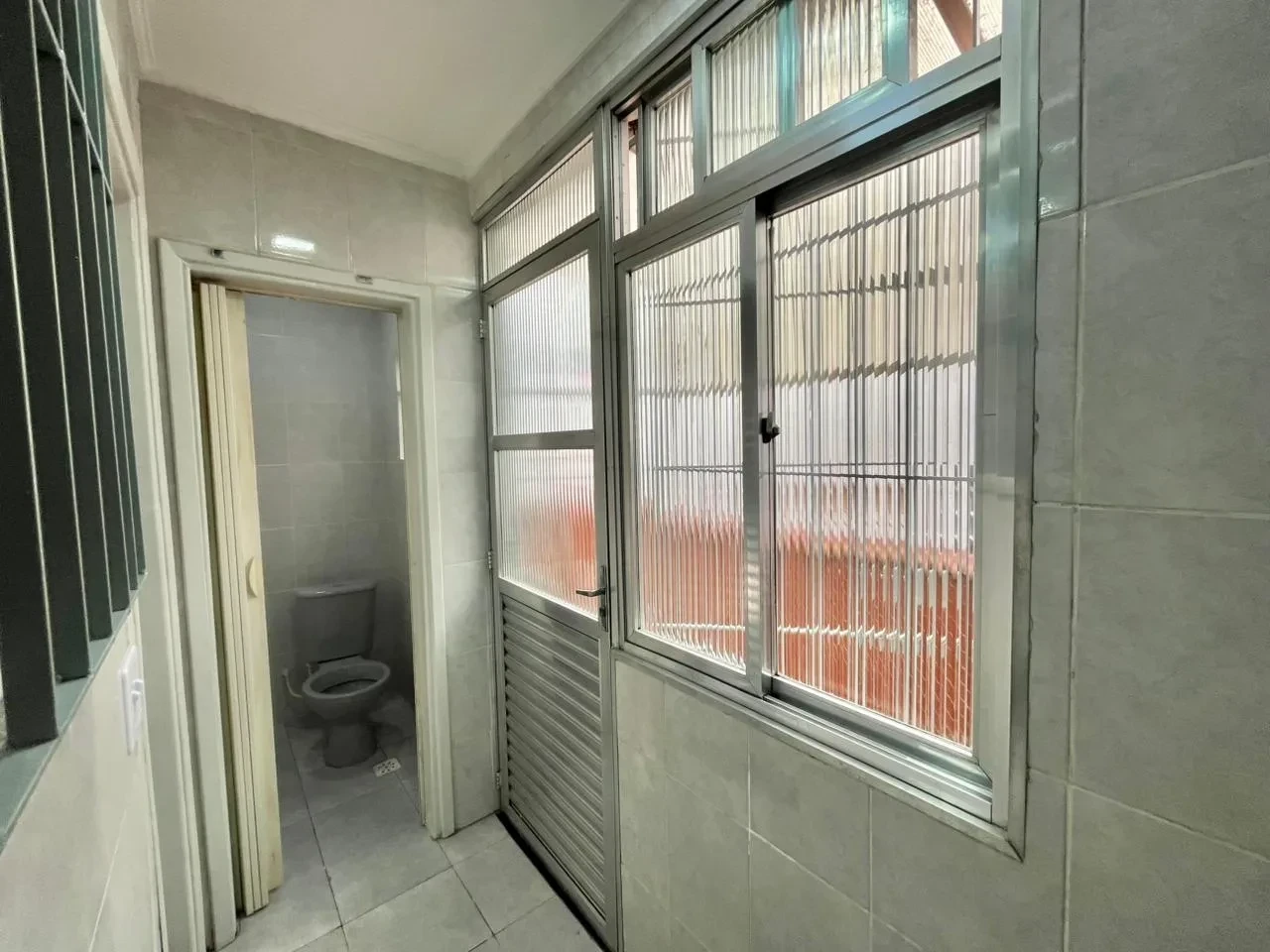 Imagem Apartamento com 2 Quartos à Venda, 70 m² em Embaré - Santos