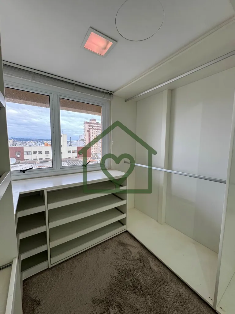 Imagem Excelente apartamento duplex, localizado em região valorizada do bairro Petrópolis, próximo a div...