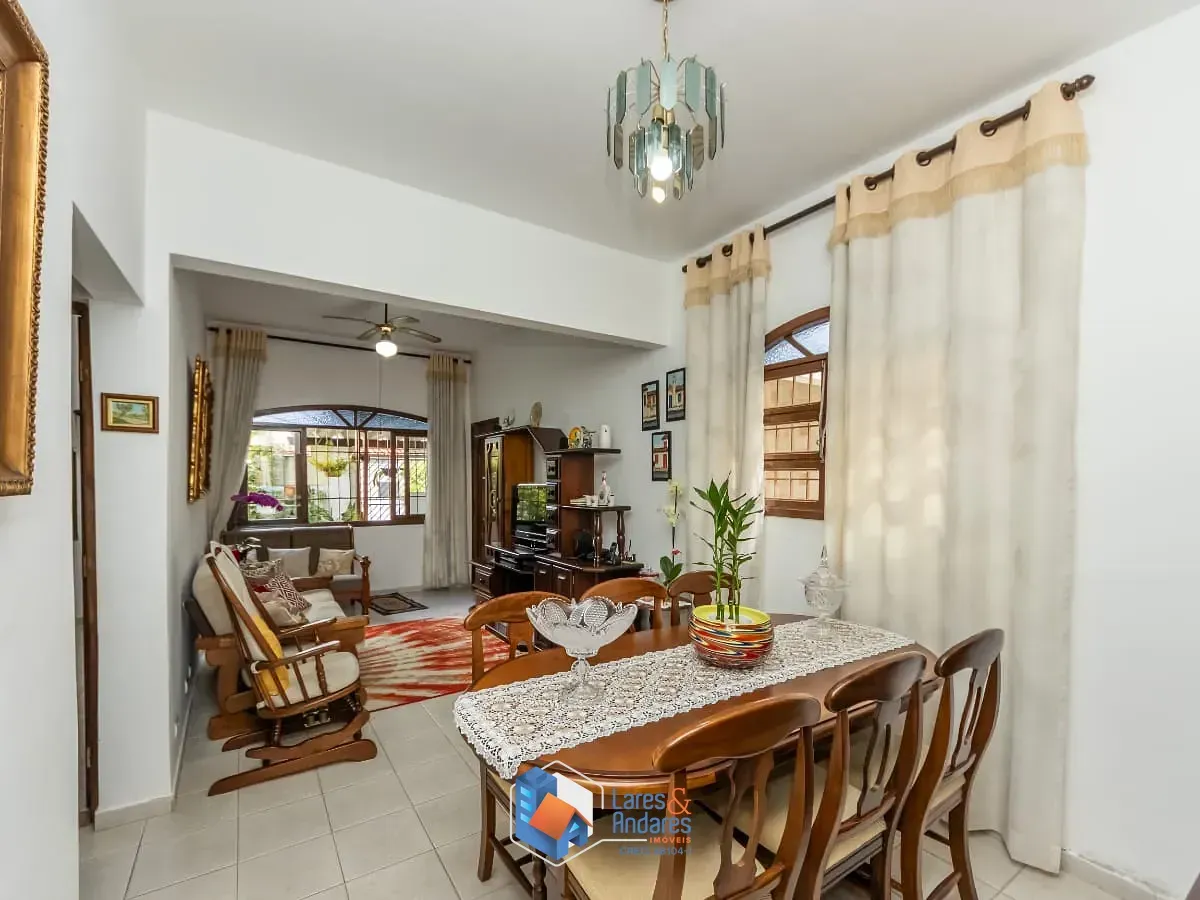 Imagem Casa para venda em Santo Amaro com 3 quartos, sendo 1 suíte, 300m²