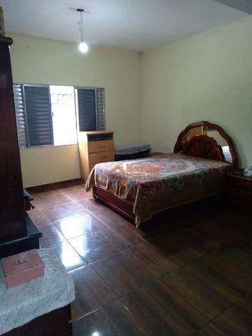 Imagem Casa com 3 dormitórios à venda, 900 m² por R$ 742.000,00 - Água Azul - Guarulhos/SP