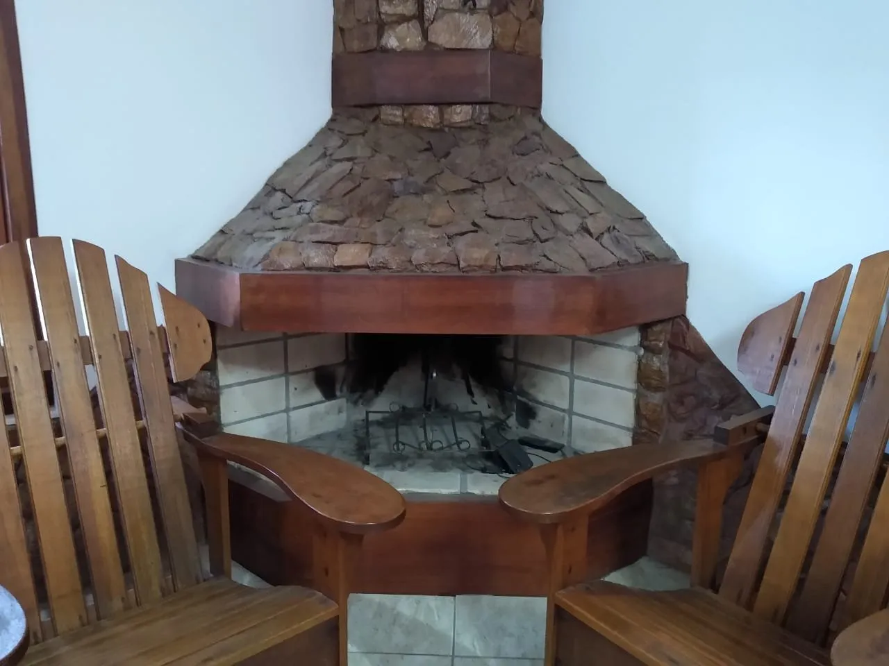 Imagem Casa a venda em Viamão no bairro Mendanha com piscina e espaco gourmet.