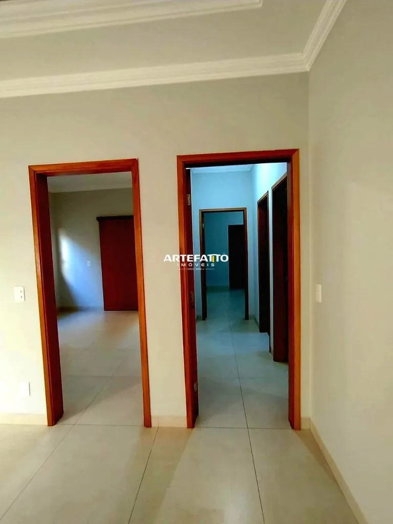Imagem Casa com 3 dormitórios no bairro Residencial Barbizan
