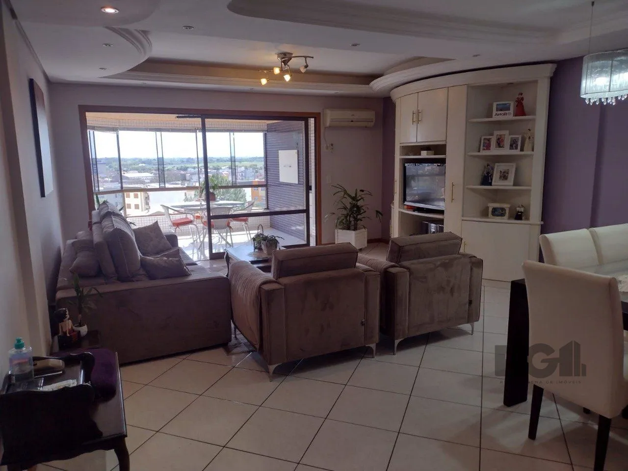 Imagem Apartamento mobiliado, 3 dormitórios, 2 suítes, 2 vagas, Bairro Vila Eunice