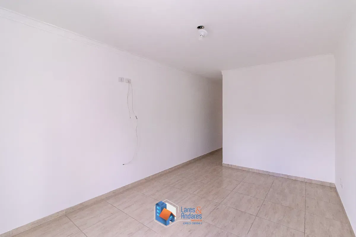 Imagem Sobrado para venda em Parque São Domingos com 3 quartos, sendo 3 suítes, 102m²