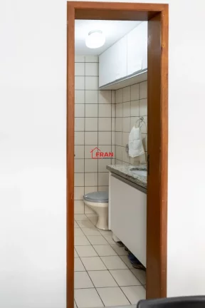 Imagem Belissima Sala Comercial com 45m² no Centro de Florianópolis