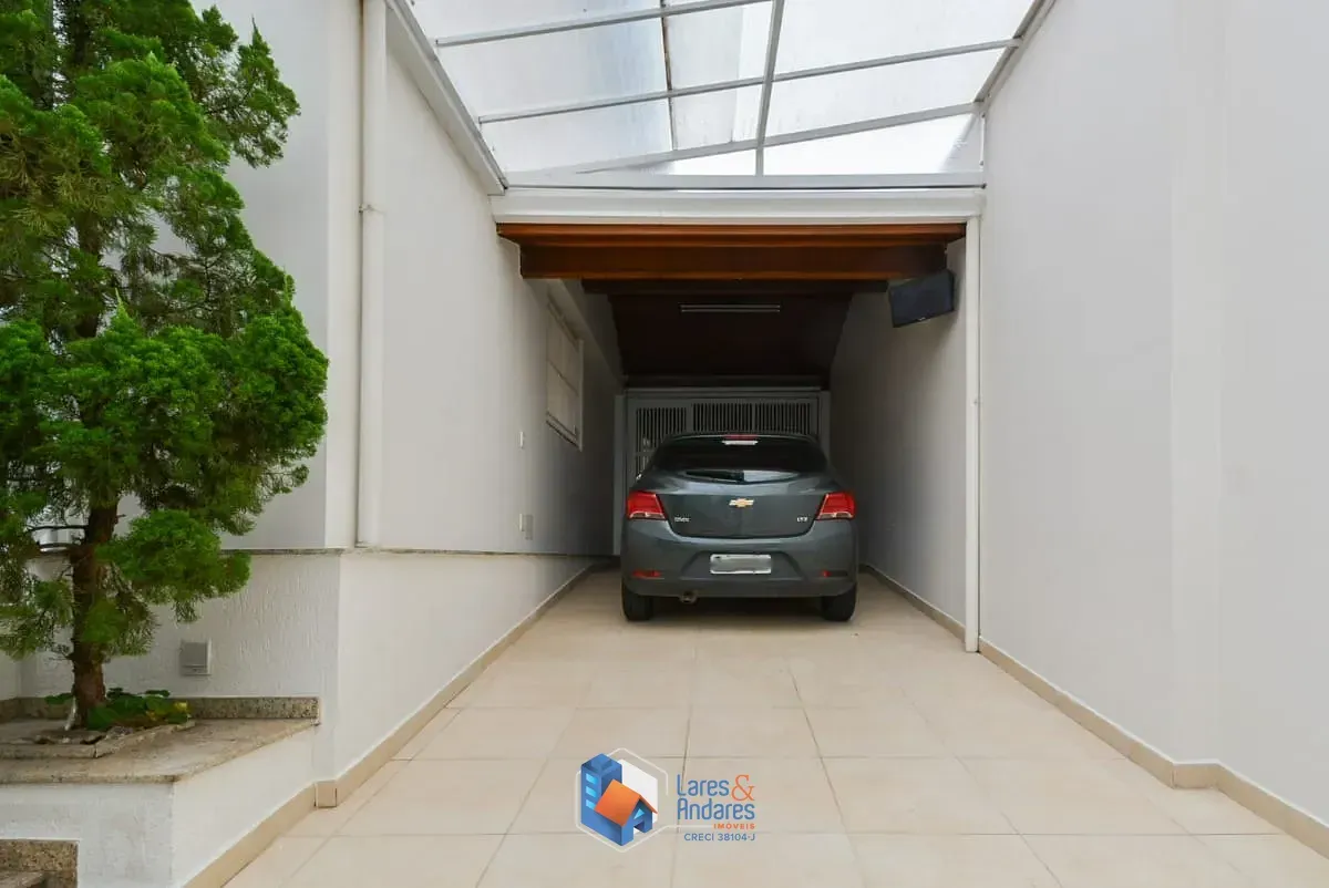 Imagem Casa para venda em Ipiranga com 3 quartos, sendo 1 suíte, 200m²