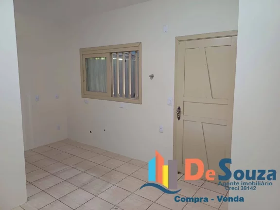 Imagem Imóvel bem localizado, e recentemente reformado.