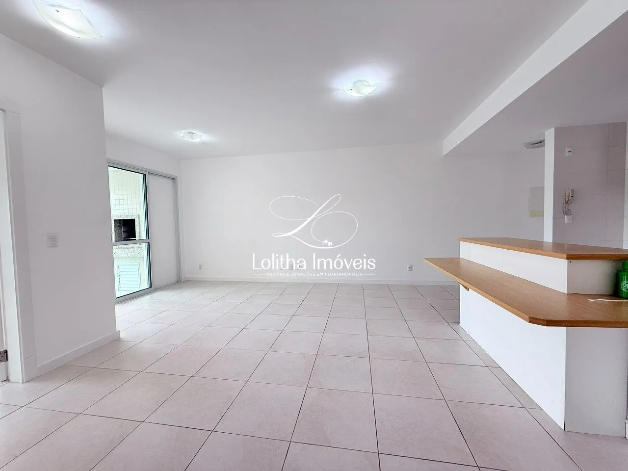 Imagem Cobertura Duplex com 3 suítes e 4 vagas para aluguel- Itacorubi, Florianópolis/SC