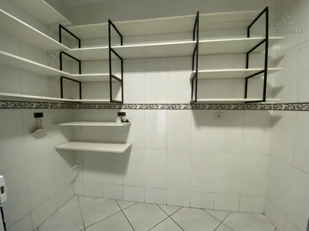 Imagem Vende-se esse Maravilhoso Sobrado com 3 Dormitórios - Bairro Boqueirão