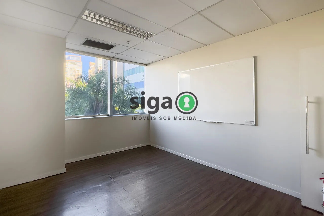 Imagem Sala Comercial e 6 banheiros para Locação, 457 m² por R$ 25.000