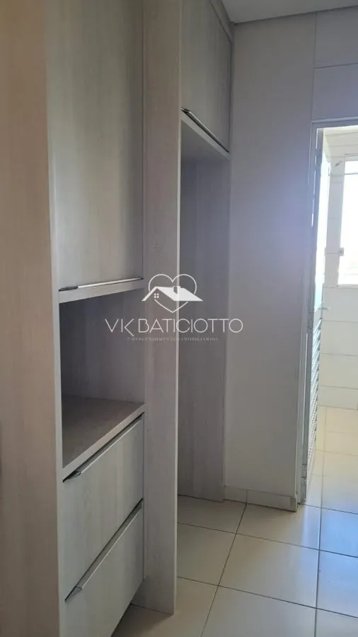 Imagem Apartamento para Venda em Maringá / PR no bairro Zona 08
