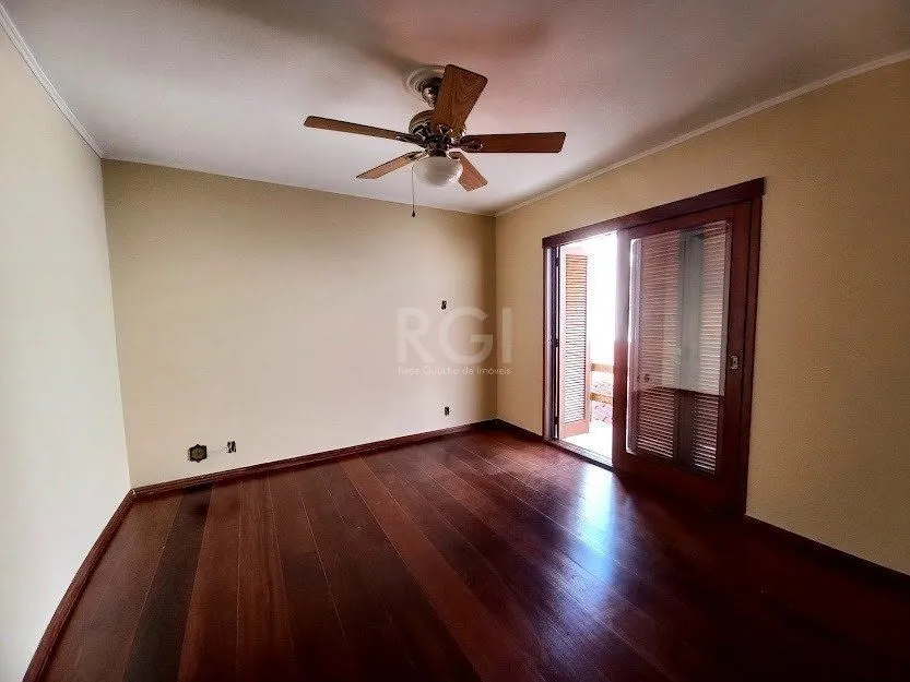 Imagem Casa para Venda - 224m², 3 dormitórios, sendo 1 suites, 3 vagas - Santana