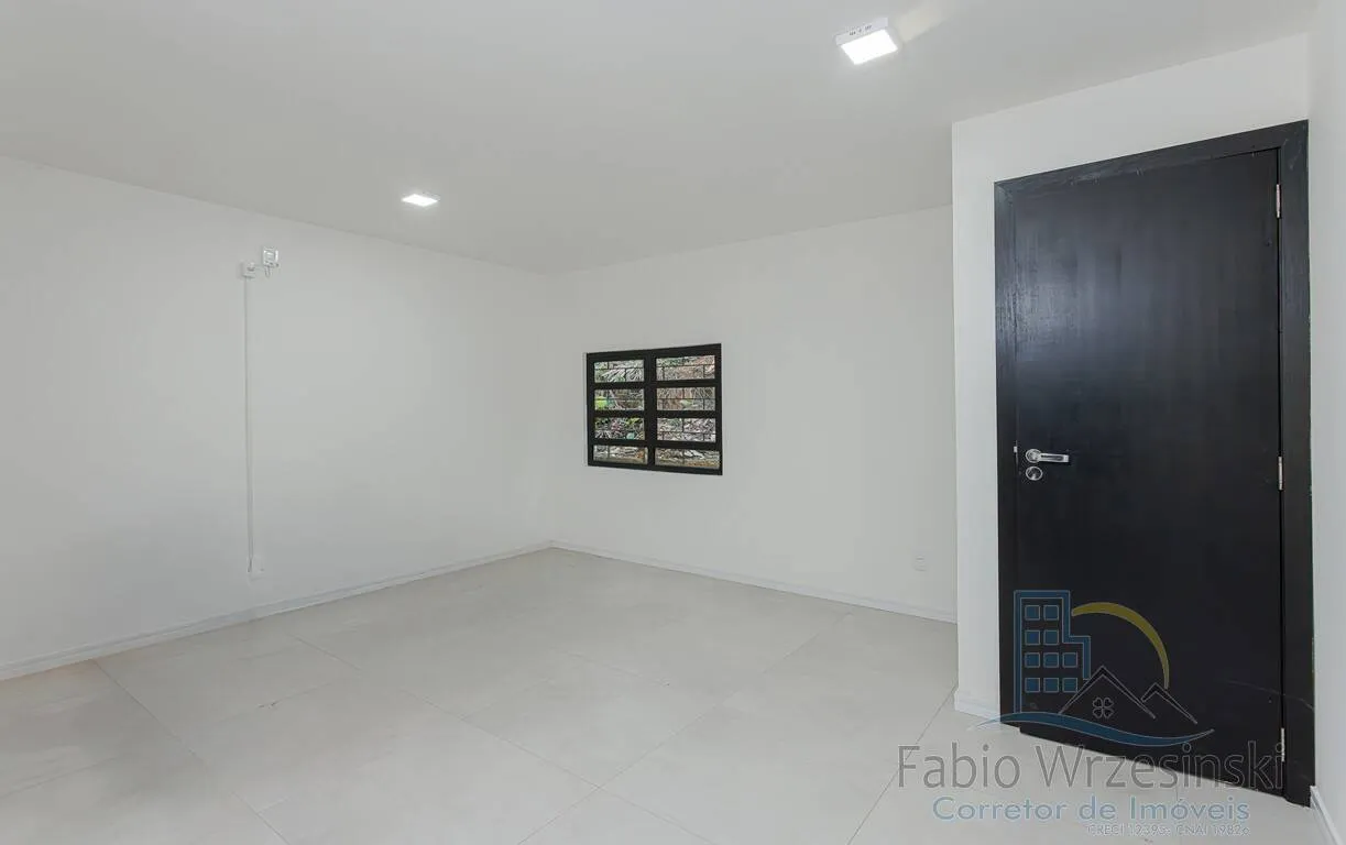 Imagem Galpão Comercial para Locação no Bairro Santa Catarina | + escritorio