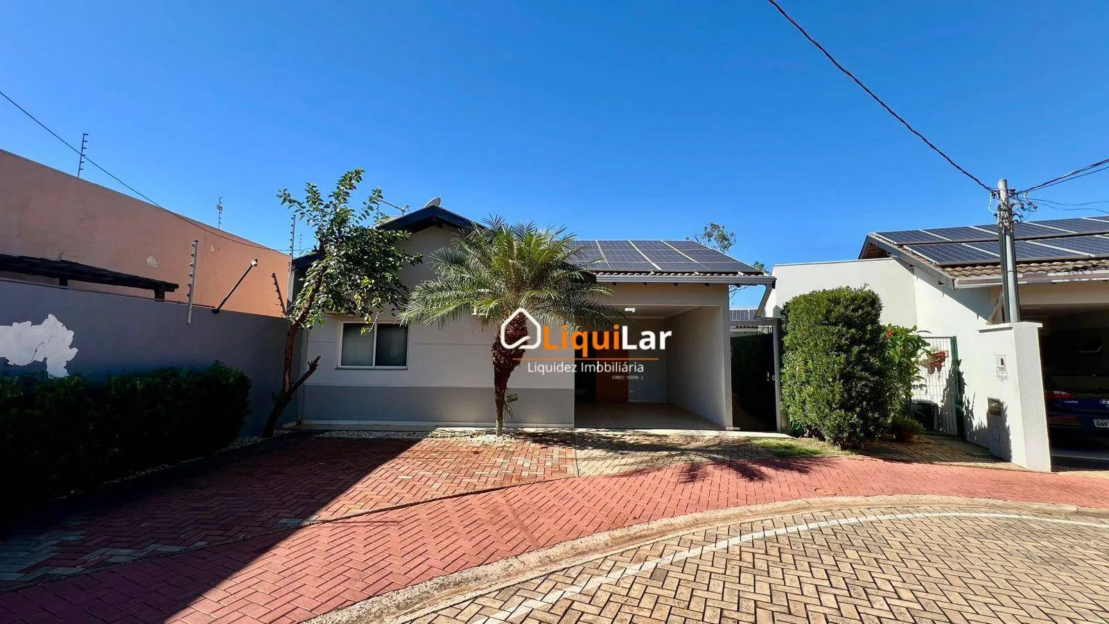 Imagem Casa Térrea à Venda no Condomínio Villa de Espanha com Suíte, Varanda Gourmet e Energia Fotovoltaica